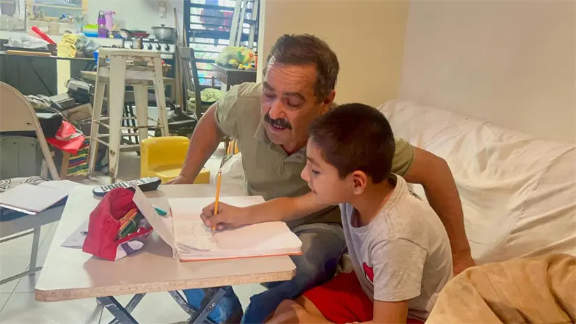 imagen recuadro Padres apoyan construcción del Centro de Atención al Autismo. Foto: Gobierno de Santa Catarina.