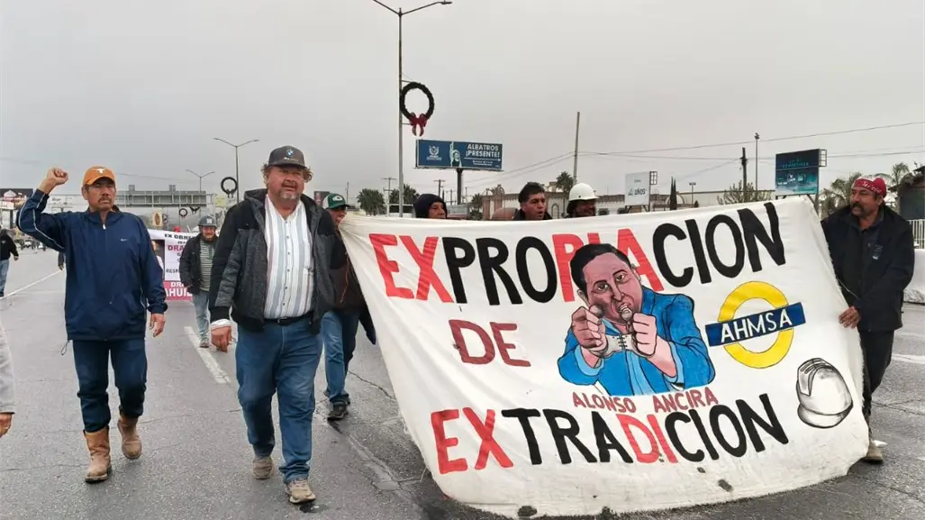 Crisis en AHMSA: trabajadores marchan en Saltillo para exigir soluciones tras casi 3 años sin respuestas