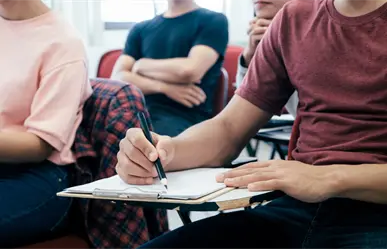 Edomex lanza nuevas becas y explica qué alumnos podrán obtener 2 mil pesos mensuales en 2026