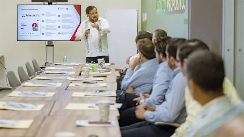 El secretario presentó la plataforma Saberes Mx | Foto: SET