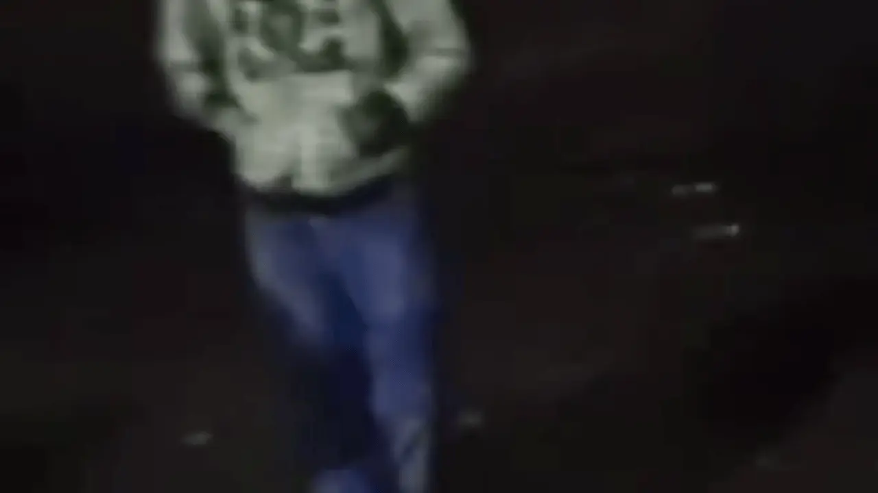 Protección Civil de Nuevo León acudió de inmediato y continúa con las labores de control del incendio y verificación de riesgos. Foto: Especial.