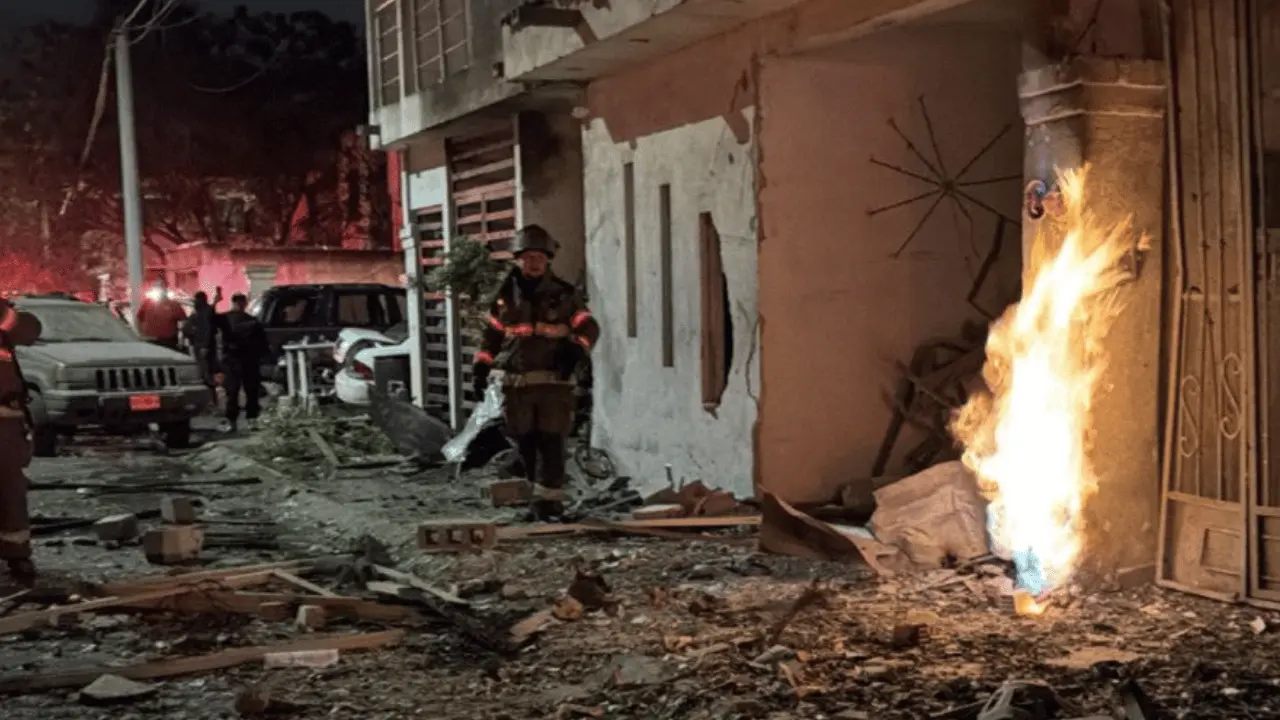 El personal del HGZ No. 67 actuó bajo protocolos de emergencia para pacientes con quemaduras extensas. Foto. PCNL.