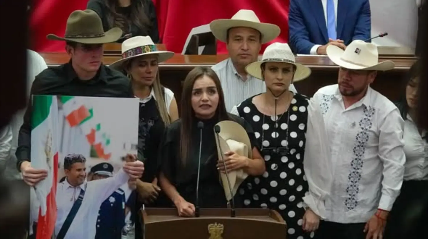 Grecia Quiroz registra la marca ‘Movimiento Independiente del Sombrero’ ante el IMPI. Foto: X (@GARCIPAVON)