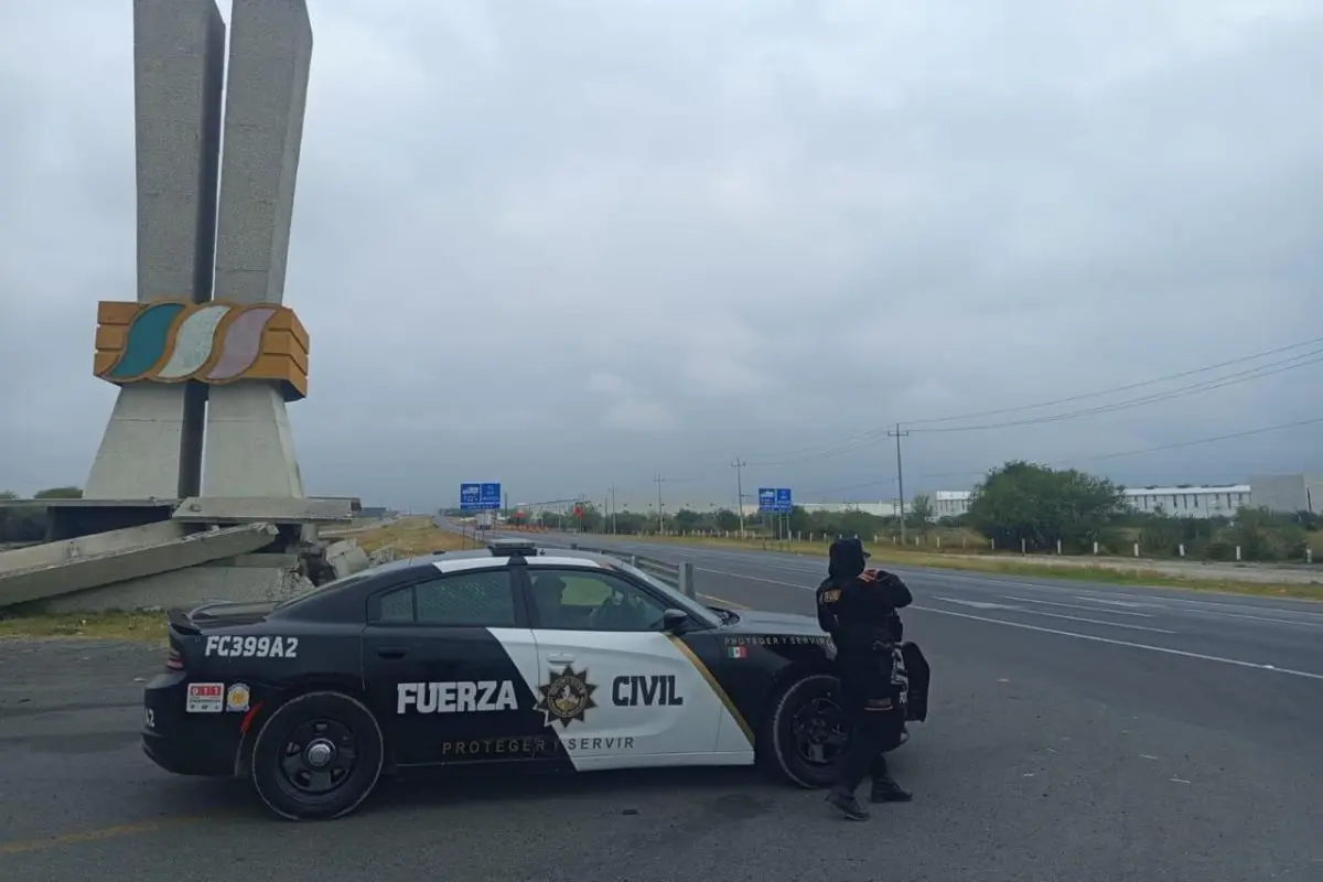 Nuevo León refuerza presencia policial con operativo especial en carreteras estatales. Foto: Fuerza Civil