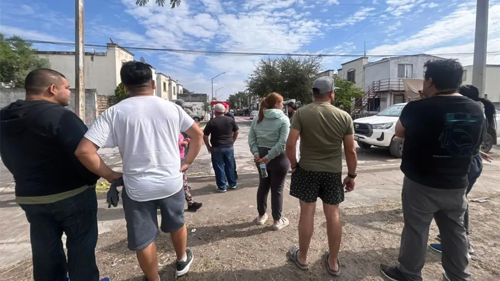 Vecinos de Los Olmos en Pesquería piden seguridad tras explosión que dejó a familias sin hogar