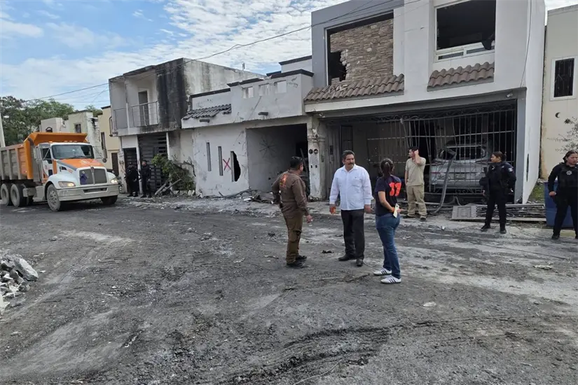 imagen recuadro El alcalde de Pesquería, Francisco Esquivel, anunció que personal del Infonavit ya se encuentra en el área. Foto: Francisco Esquivel