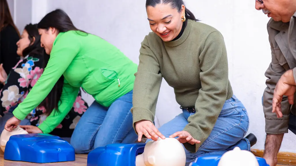 Protección Civil capacita a maestros de Durango sobre primeros auxilios