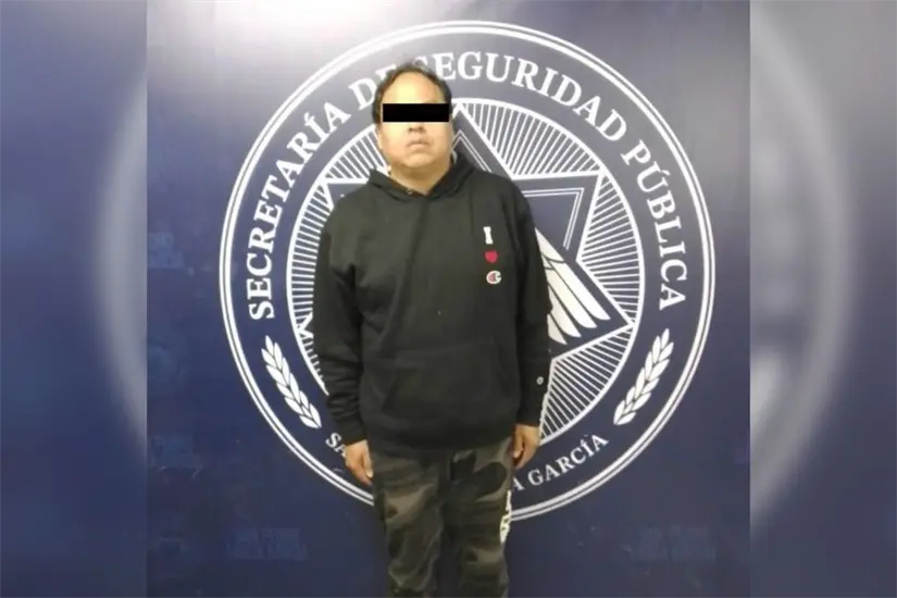imagen recuadro El hombre adoptó una actitud agresiva y comenzó a emitir insultos y amenazas contra los policías. Foto: Policía de San Pedro
