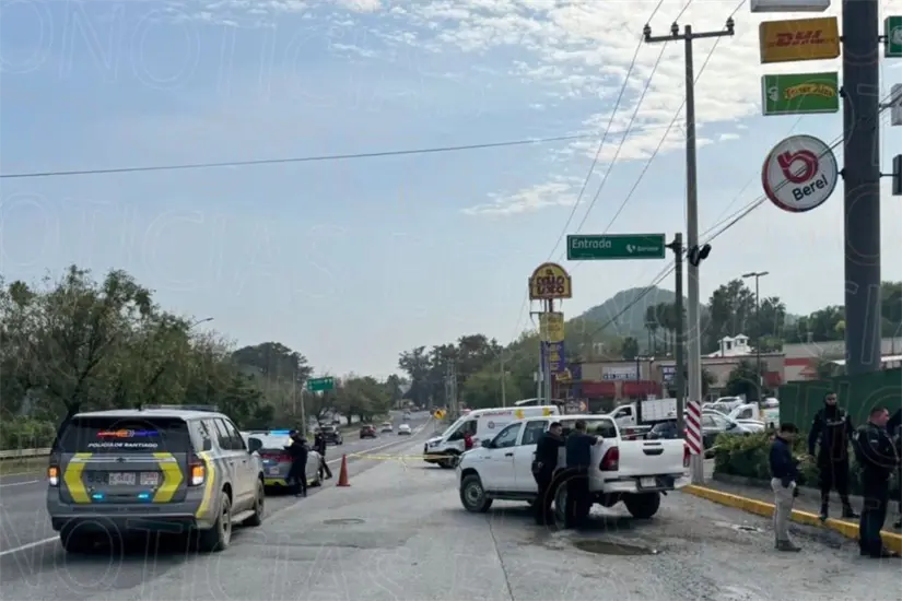 imagen recuadro Al lugar acudieron equipos de emergencia y elementos policiacos. Foto: Especial