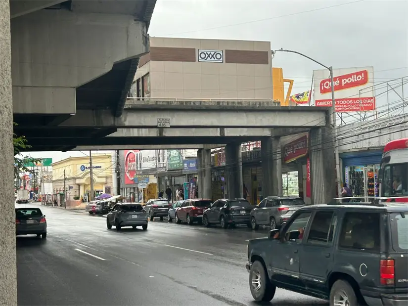 imagen recuadro Sorprende Oxxo en el Metro. Foto: POSTA.