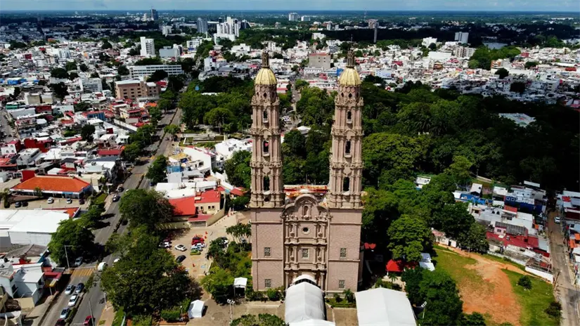 imagen recuadro Parque Tomás Garrido Canabal y la Laguna de las Ilusiones en Villahermosa, Tabasco, México, FOTO: Armando de la Rosa.