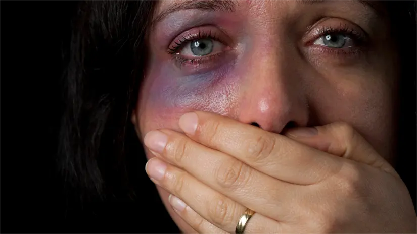 imagen recuadro 94 carpetas de investigación con 96 personas vinculadas por presuntos actos de agresión contra mujeres, FOTO: Imaegn ilustrativa (Canva)