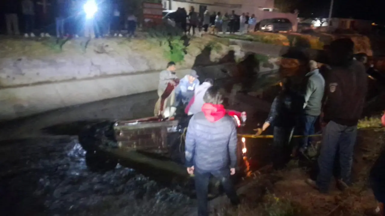 Madre e hija mueren tras caer a canal de aguas negras en Hidalgo, FOTO: Facebook (Pedro Peréz)