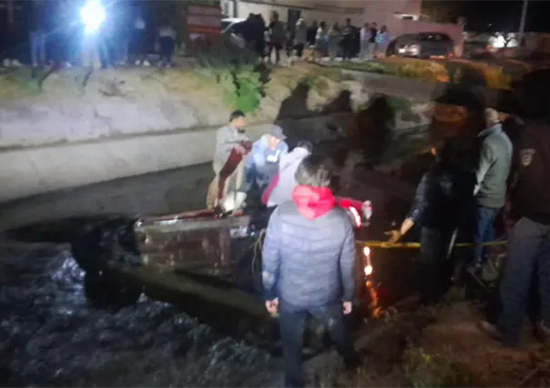 Madre e hija mueren tras caer a canal de aguas negras en Hidalgo