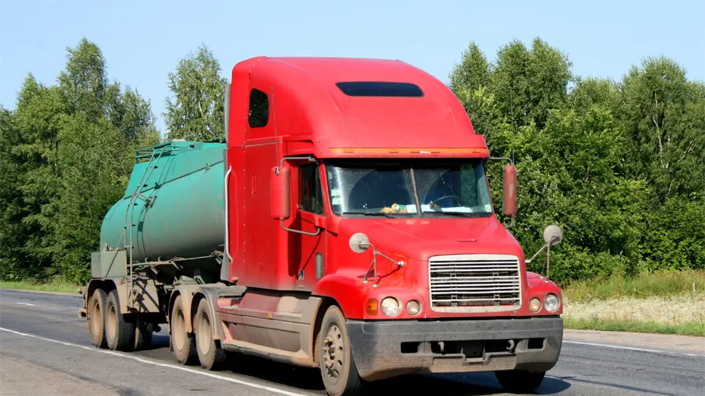 Desaparecen cuatro choferes de tráiler de Tamaulipas en Oaxaca