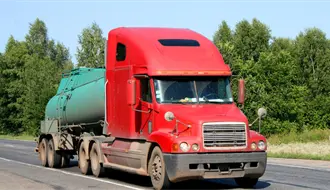 Desaparecen cuatro choferes de tráiler de Tamaulipas en Oaxaca