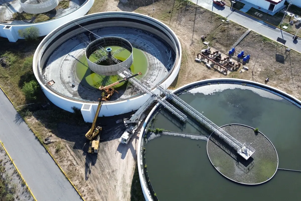 El gobernador Américo Villarreal supervisó este sábado los trabajos que ya muestran un avance significativo gracias a la coordinación de los tres niveles de gobierno. Foto: Gobierno del Estado