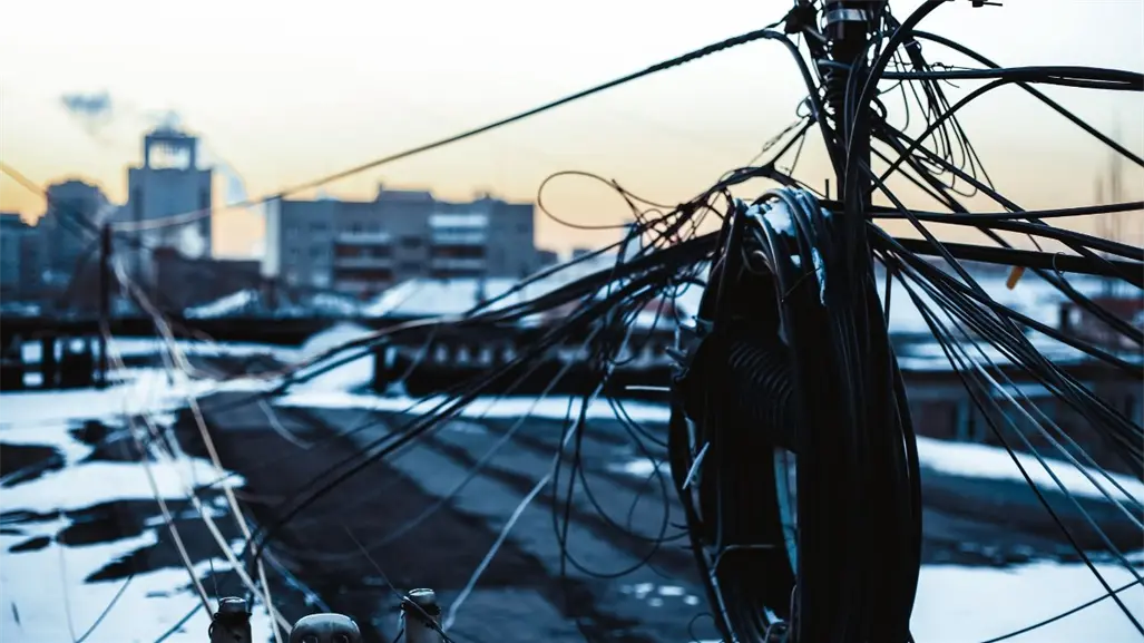 Descarga eléctrica en San Nicolás deja a menor lesionado en la azotea