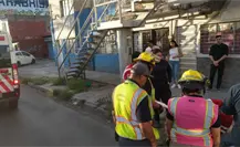 Hombre en Torreón se tira de puente peatonal; quería callar las voces de su cabeza