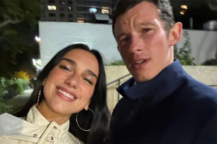 Captan a Dua Lipa y Callum Turner bailando salsa en un club de la CDMX | VIDEO