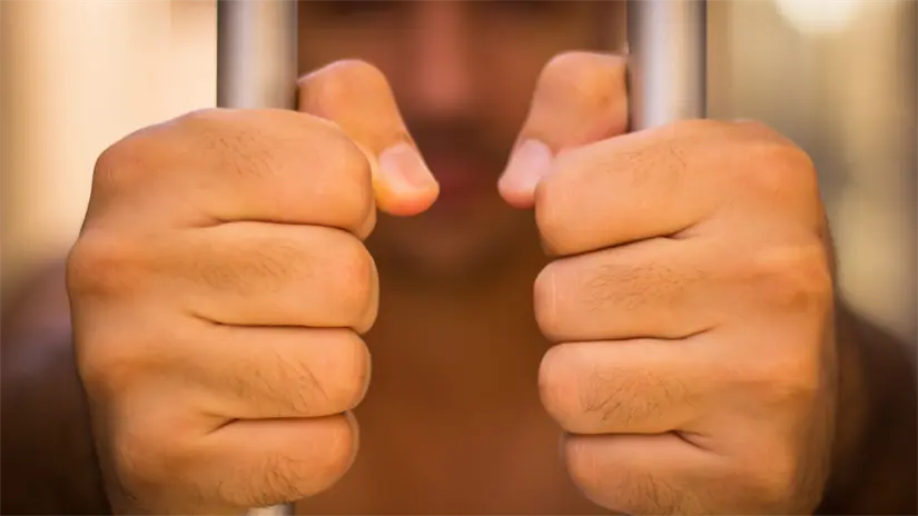 Menores de edad participan en el 10% de los delitos federales en Tamaulipas. FOTO | Canva