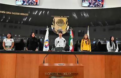 Realizan Parlamento Juvenil en BCS; piden al Gobernador más apoyo al deporte y la salud psicológica