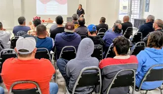 Jaguares de Santa Catarina capacita a talleres mecánicos para reforzar la seguridad