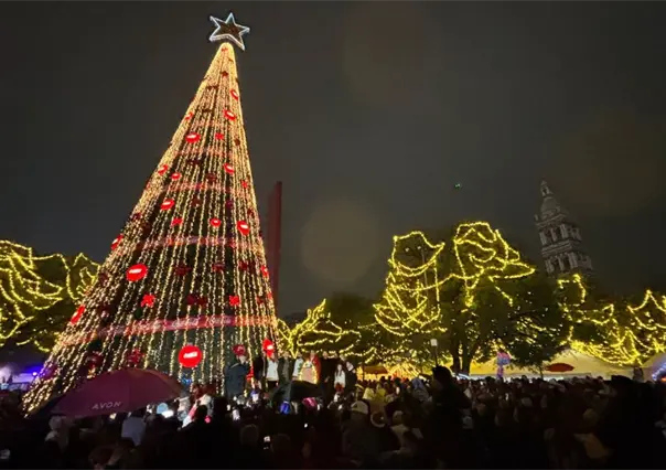 Arranca la Navidad en Monterrey con encendido del pino y apertura de la pista de hielo