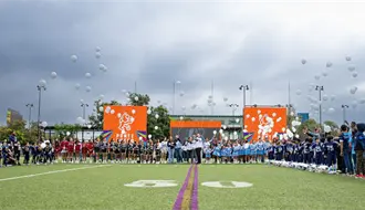 Entre globos y aplausos, así fue el emotivo homenaje a Ingrid Dannai, víctima de la explosión en Pesquería