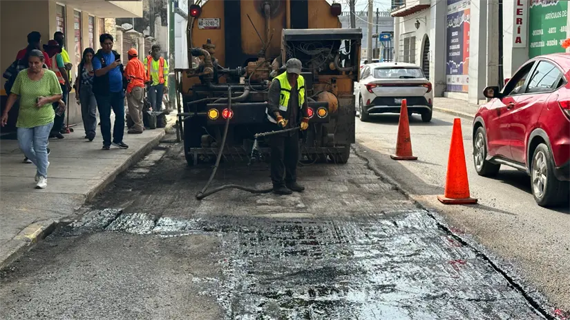 imagen recuadro Se destinaron varios millones de pesos en bacheo en Victoria | Foto: Municipio de Victoria