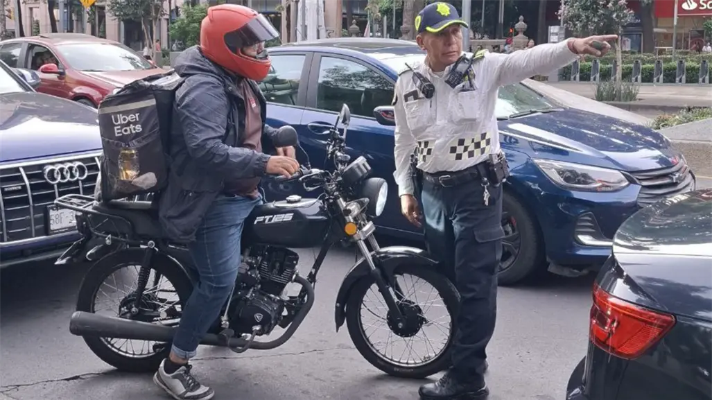 Certificación para motociclistas en módulo itinerante del Edomex