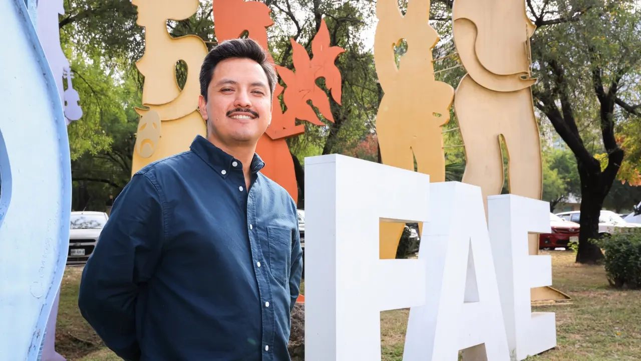 La propuesta de danza contemporánea “El ruido de las cosas al romperse” de Daniel Luis Montiel triunfó en tres categorías. Foto: UANL