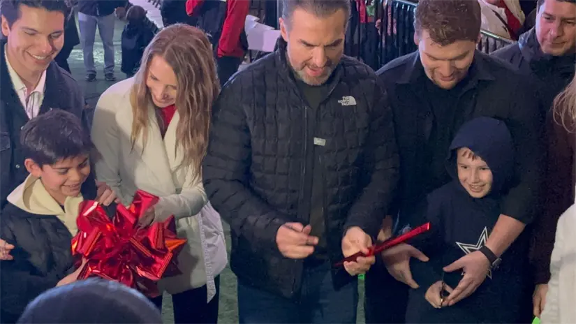 El alcalde inaugurando el evento Foto: POSTA