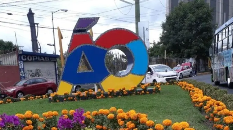 En la alcaldía Álvaro Obregón se encontraban platicando dos hombres, posteriormente les dispararon otros sujetos. Foto: Gobierno CDMX