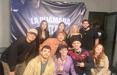 Aldo De Nigris presentó en rueda de prensa su reality "La pijamada viral"