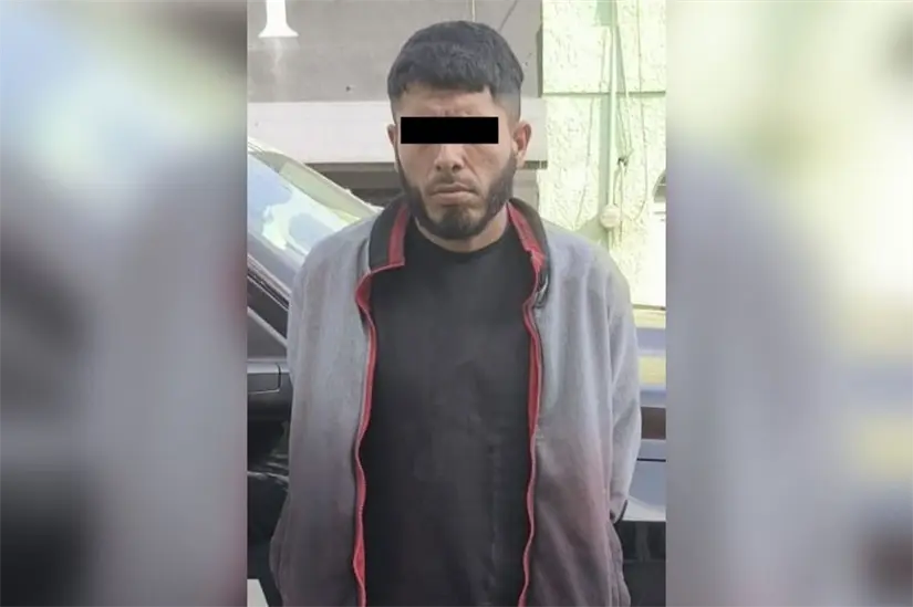 Una pareja que circulaba a exceso de velocidad por calles de Monterrey fue detenida. Foto: Policía de Monterrey