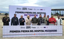 Manolo Jiménez coloca primera piedra del Hospital Muzquiseki en la región Carbonífera Manolo Jiménez coloca primera piedra del Hospital Muzquiseki en la región Carbonífera