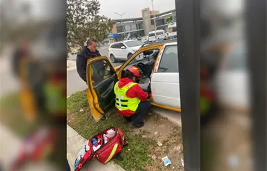 Adulto mayor muere tras colisionar contra un árbol en Ramos Arizpe