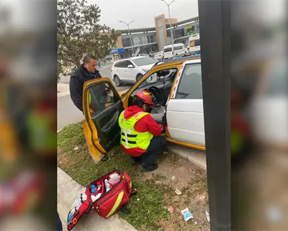 Adulto mayor muere tras colisionar contra un árbol en Ramos Arizpe