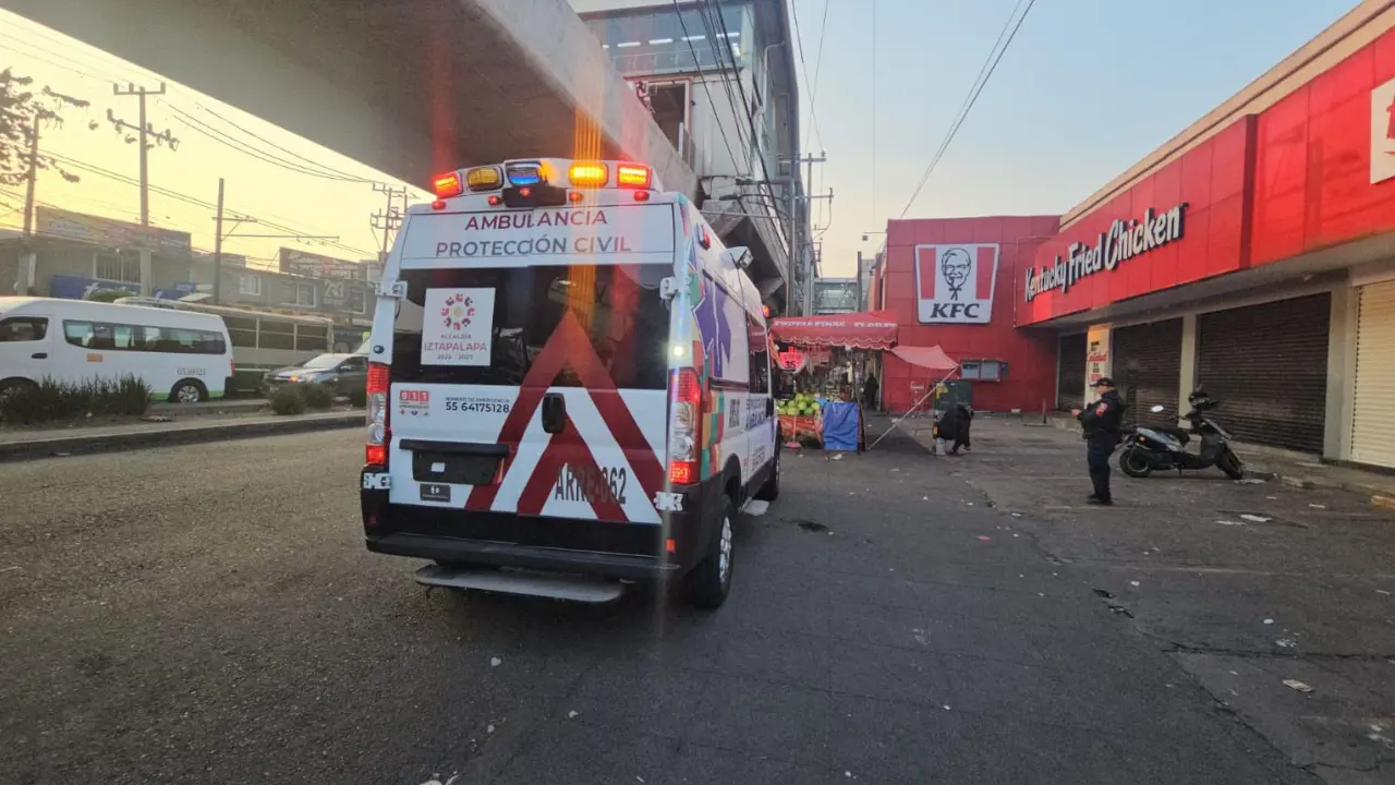 Hombre herido en la alcaldía de Iztapalapa | Foto: Ramón Ramírez