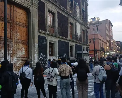 Cacerolazo de la UPN: estudiantes exigen diálogo y la destitución de su directora