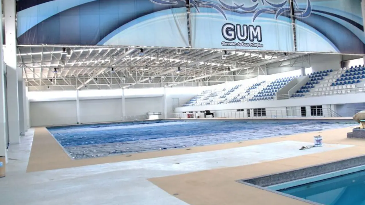 El GUM cuenta con alberca olímpica donde se imparten entrenamientos de natación, polo acuático y nado artístico. Foto: INSUDE