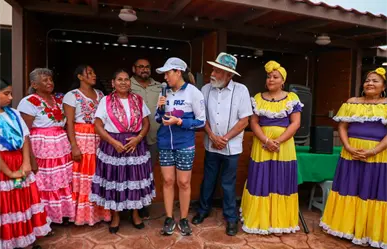 Inauguran Mercado Étnico en el barrio El Esterito de La Paz