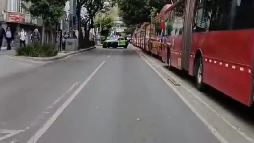 Bloqueo por muerte de ciclista en Iztapalapa. Foto: Luis Antonio Alfaro 