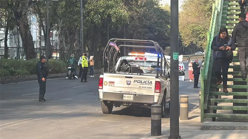 Bloqueo en Ejercito Nacional por denuncias de presunto acoso sexual Foto: Ramón Ramírez 