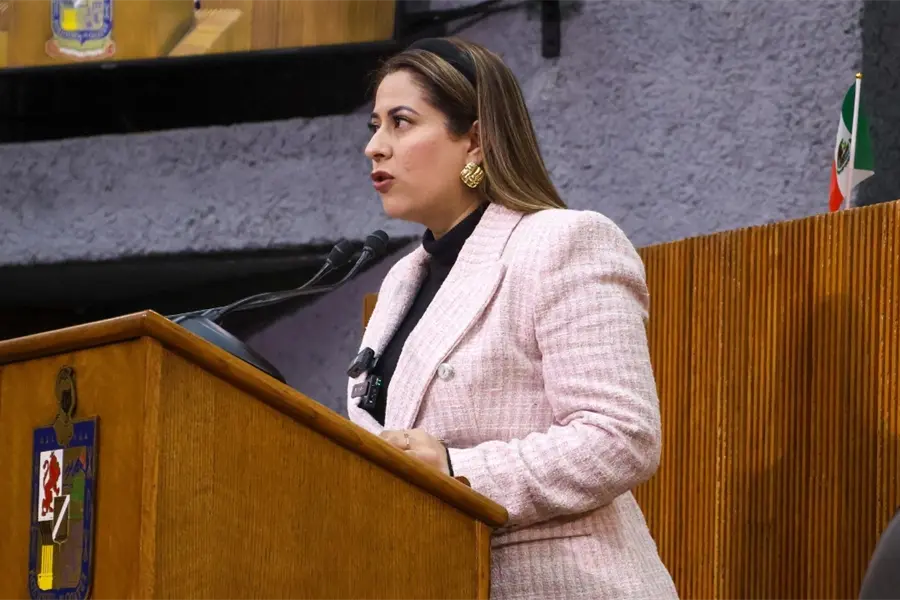 Bere Martínez pide a Educación de Nuevo León transparencia en protocolo de violencia sexual