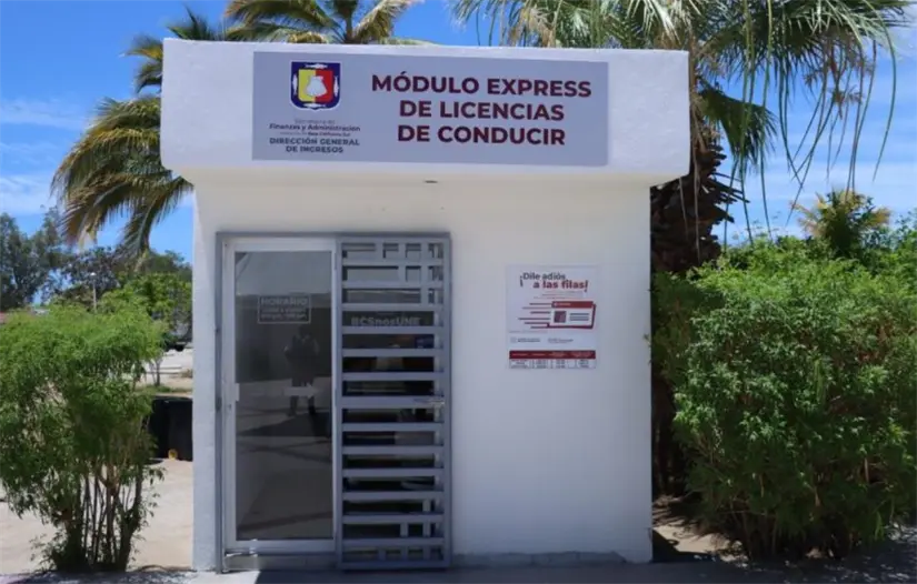 Además del 50% en renovaciones, el decreto estatal incluye descuentos en licencias nuevas, emplacamiento y revista vehicular. Foto: Secretaría de Finanzas y Administración de Baja California Sur