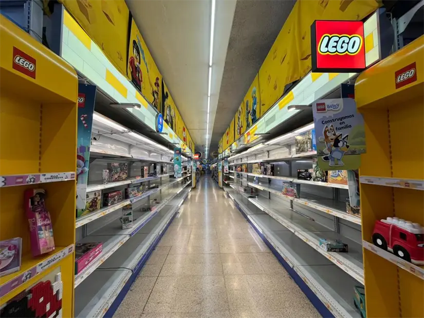 La última Navidad de Julio Cepeda en su sucursal emblemática marca el cierre de un capítulo crucial en la historia local. Foto: Vianca Treviño