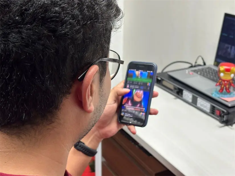 imagen recuadro En Nuevo León, el aumento en el uso de redes sociales genera preocupación entre expertos por los riesgos a la salud mental. Foto: Vianney Carrera