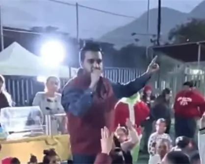 Jesús Nava Rivera lleva posadas y alegría navideña a colonias de Santa Catarina